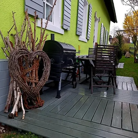 Ute Apartament *